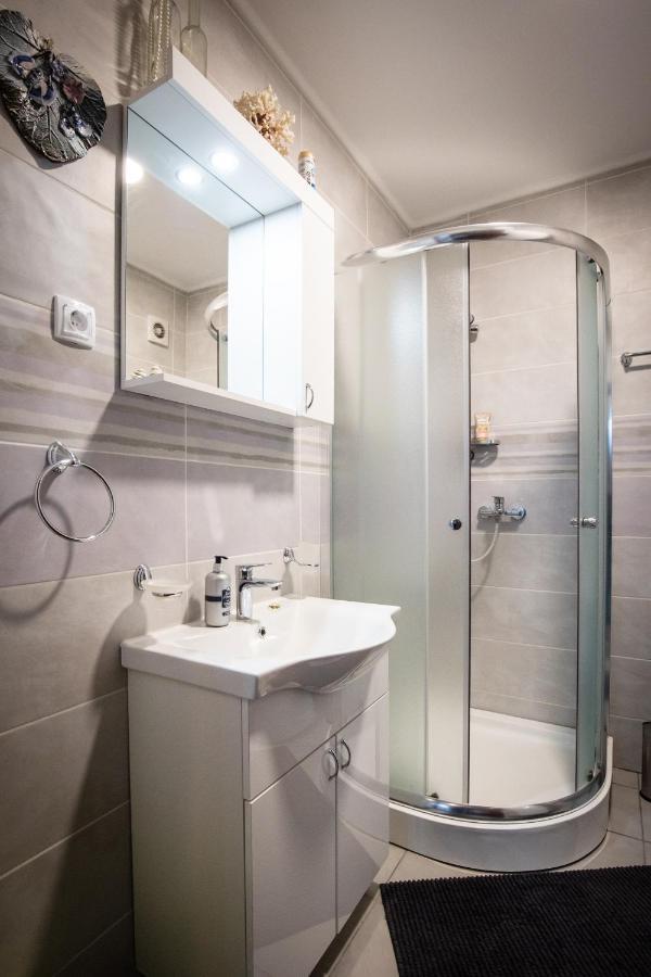 סובוטיקה Crystal Apartment מראה חיצוני תמונה