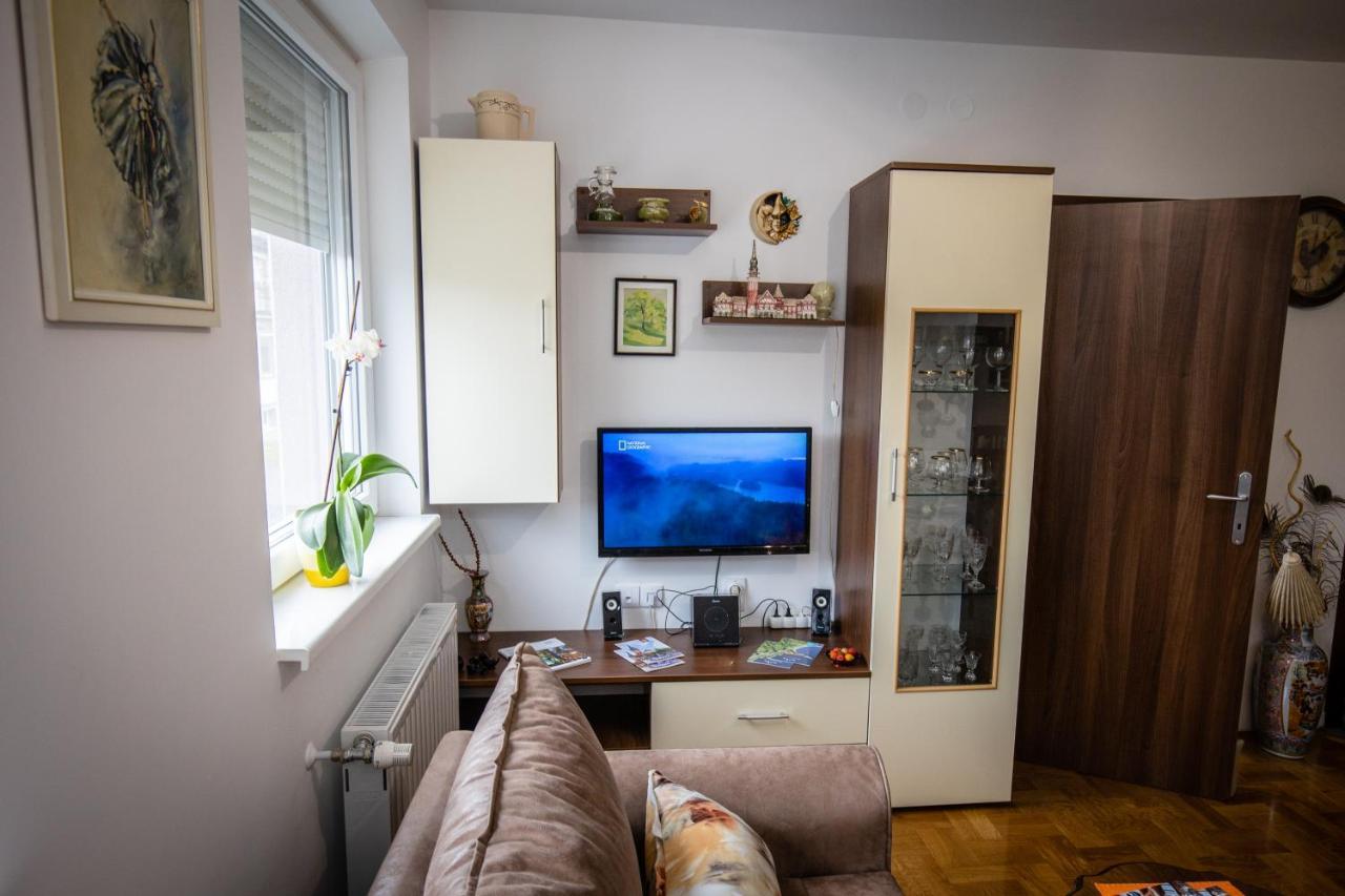 סובוטיקה Crystal Apartment מראה חיצוני תמונה