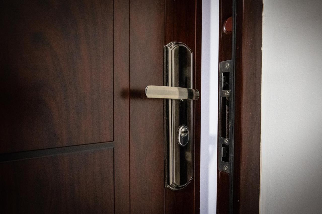 סובוטיקה Crystal Apartment מראה חיצוני תמונה