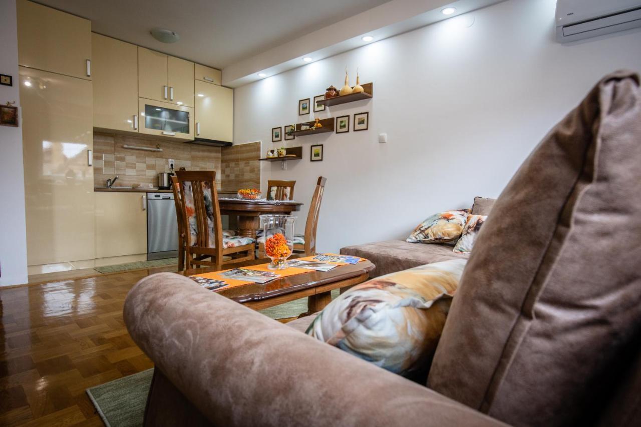 סובוטיקה Crystal Apartment מראה חיצוני תמונה