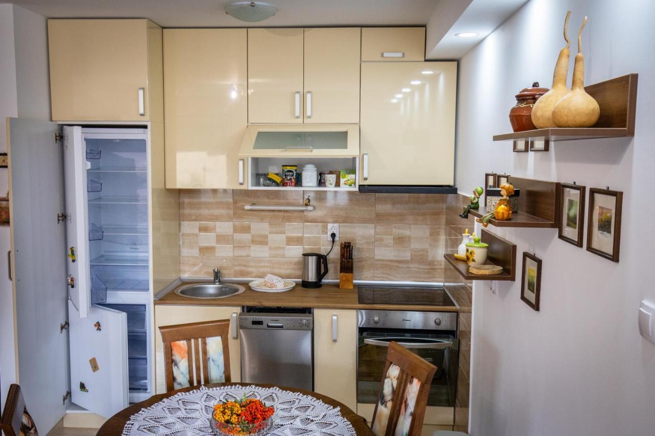 סובוטיקה Crystal Apartment מראה חיצוני תמונה